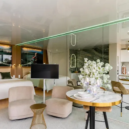 Le Pure Heliopolis - Vue - Parking - Terrasse - Village Naturiste Apartament *